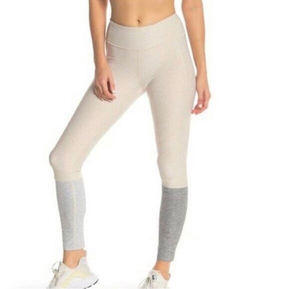 Outdoor Voices XS Colorblock Dipped Leggings